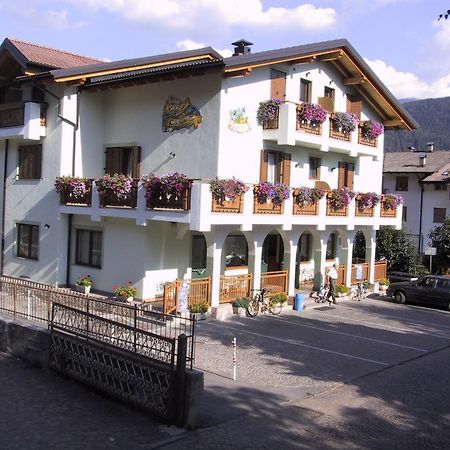 Hotel Al Caminetto Cembra Lisignago Exteriör bild