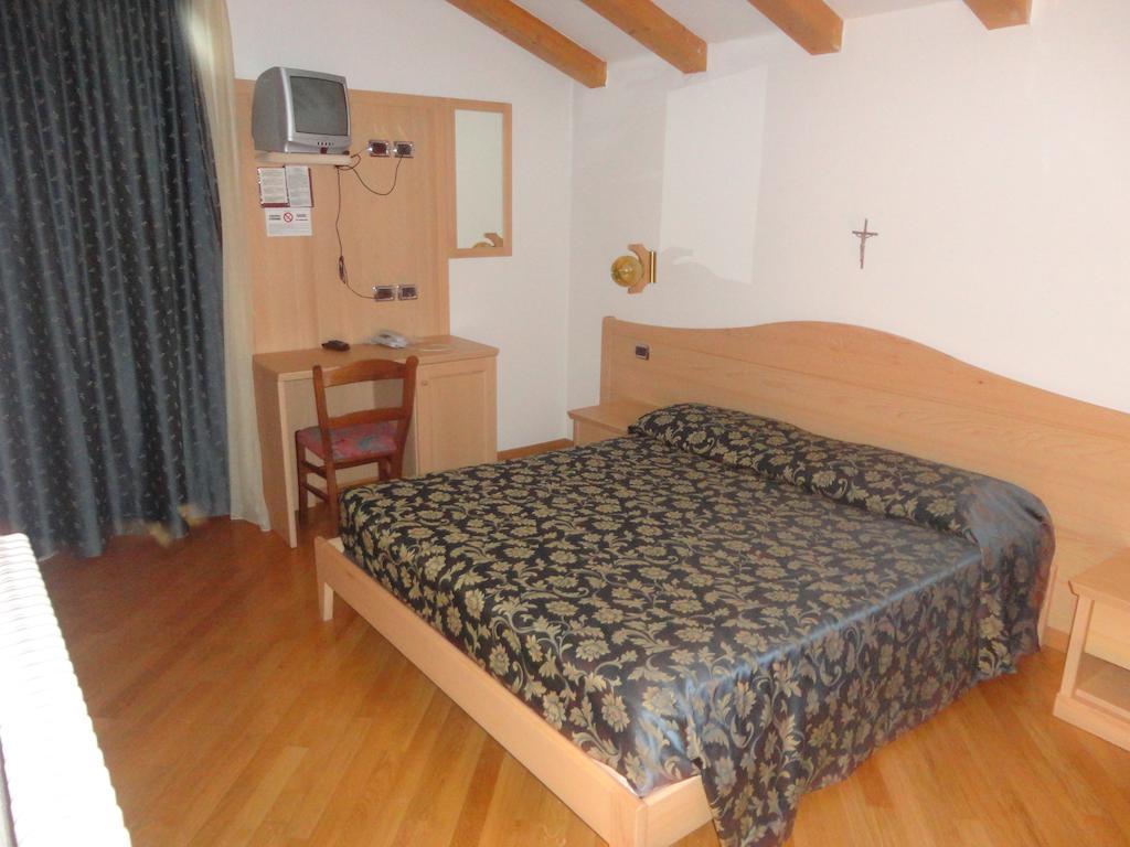 Hotel Al Caminetto Cembra Lisignago Exteriör bild